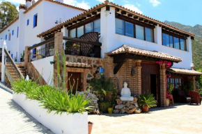 Отель Hotel Rural Los Jarales  Истан